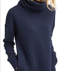 GapFit Funnel Neck Pullover Sweatshirt